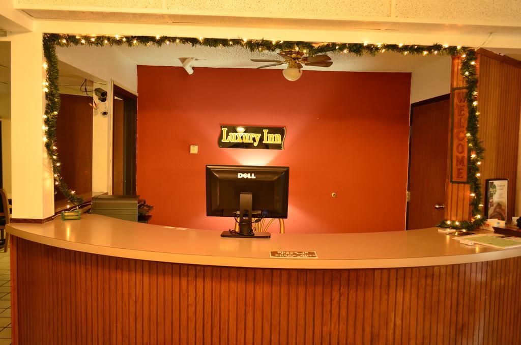 Luxury Inn & Suites Lincoln Exterior foto